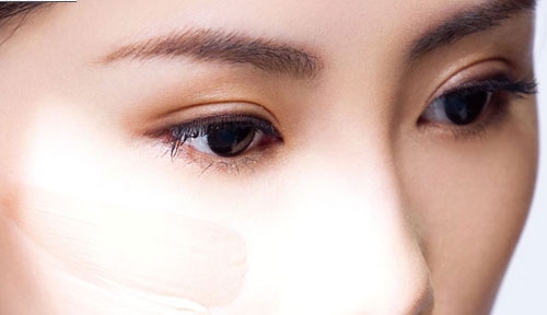 Bấm mí có làm ảnh hưởng đến thị lực của mắt không?